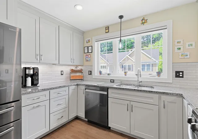 Photo 3 of Condo for sale at 17 Cypress Cir, Exeter, NH 03833 | MLS# 5105514 | Listing updated on 2026-09-28
