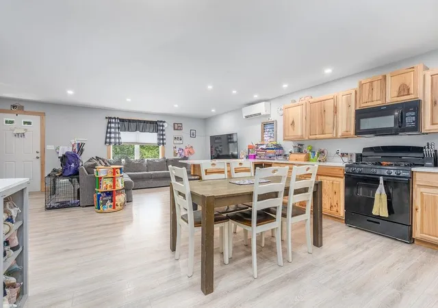 2nd image of 300 Middleton Rd, Milton, NH 03851 | MLS# 5105527