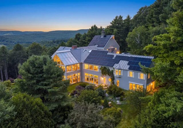 Photo 3 of Single family home for sale at 101 Old Coach Rd, Norwich, VT 05055 | MLS# 5105531 | Listing updated on 2026-09-01