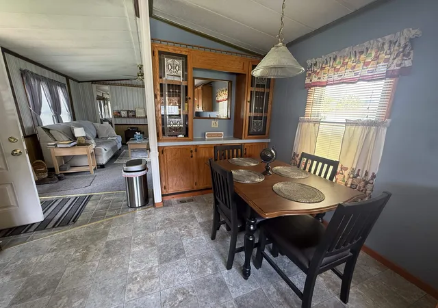Photo 4 of Sale Pending at 376 Chestnut St, Claremont, NH 03743 | MLS# 5105532 | Listing updated on 2026-09-10