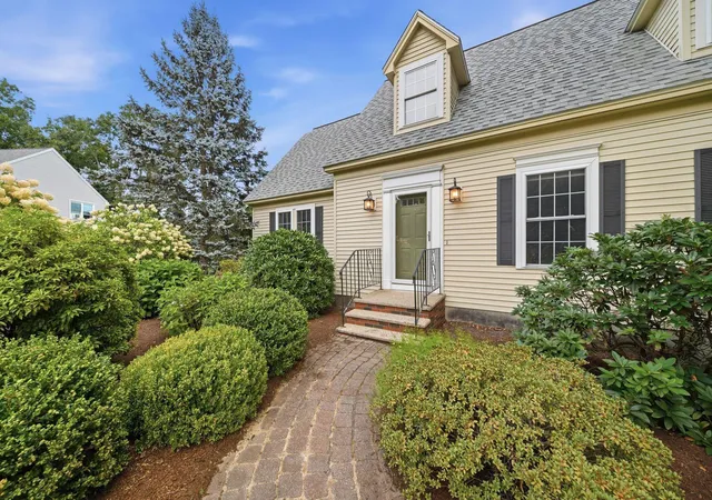 Photo 3 of Sale Pending at 13 Hanover Ln, Derry, NH 03038 | MLS# 5105548 | Listing updated on 2026-09-02