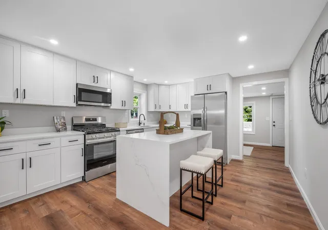 1st image of 32 Rolfe St, Concord, NH 03303 | MLS# 5105564