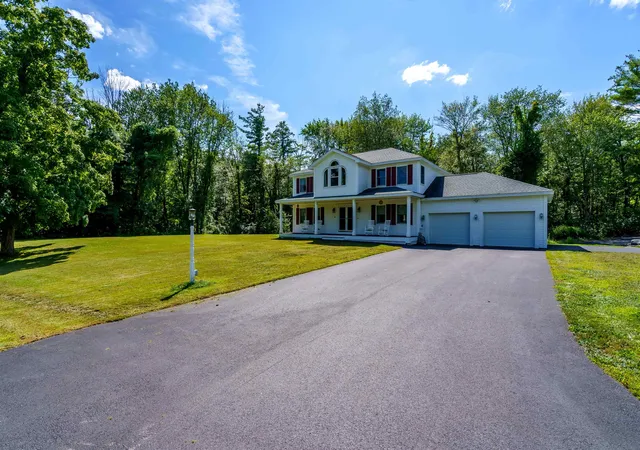 Photo 44 of Single family home for sale at 14 Blackstone Cir, Pelham, NH 03076 | MLS# 5105574 | Listing updated on 2026-09-13