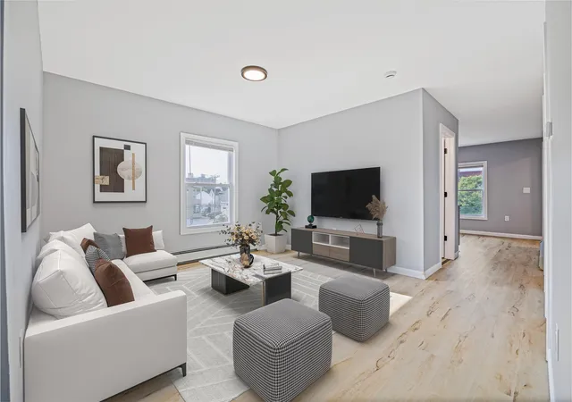 Photo 21 of Sale Pending at 238 Auburn St, Manchester, NH 03103 | MLS# 5105578 | Listing updated on 2026-08-26