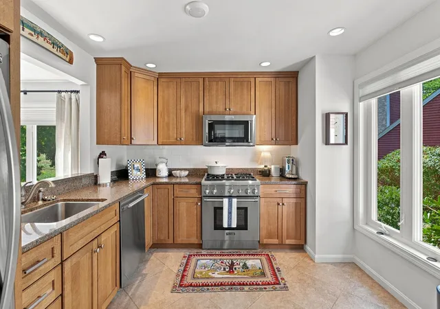 Photo 3 of Condo for sale at 203 Straw Hill Rd, Manchester, NH 03104 | MLS# 5105581 | Listing updated on 2026-09-21