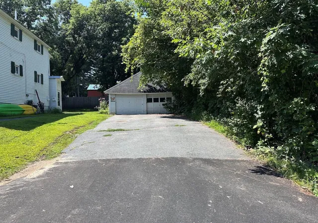 Photo 3 of Multi family home for sale at 252 North St, Claremont, NH 03743 | MLS# 5105586 | Listing updated on 2026-08-28