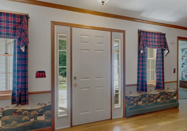 Photo 3 of Single family home for sale at 23 Arrowwood Rd, New Boston, NH 03070 | MLS# 5105591 | Listing updated on 2026-09-09