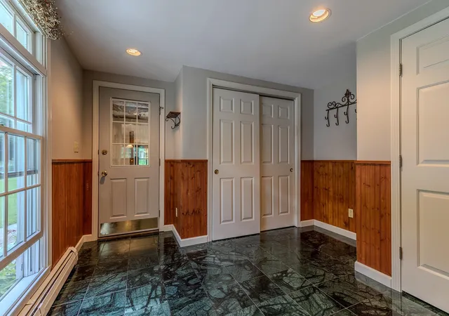 Photo 3 of Single family home for sale at 6694 Route 11, Londonderry, VT 05148 | MLS# 5105598 | Listing updated on 2026-10-05
