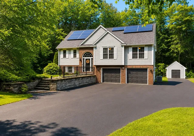 1st image of 47 Pray St, Rochester, NH 03868 | MLS# 5105607