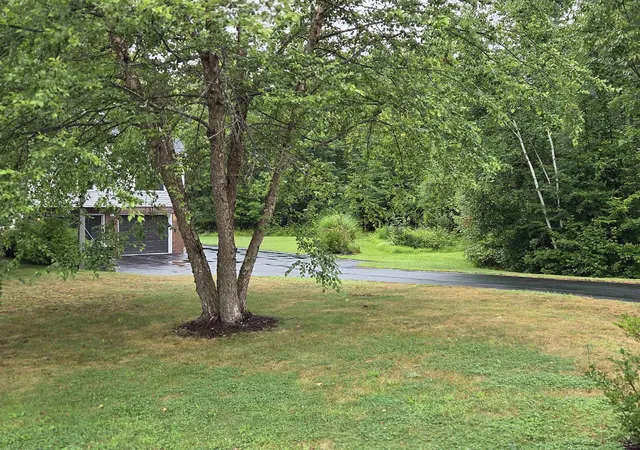 34th image of 47 Pray St, Rochester, NH 03868 | MLS# 5105607
