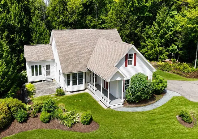 1st image of 123 Spruce Ln, New London, NH 03257 | MLS# 5105619