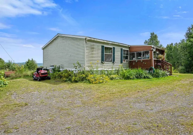 Photo 1 of Single family home for sale at 6 Ferguson Rd, Clarksville, NH 03592 | MLS# 5105624 | Listing updated on 2026-08-20