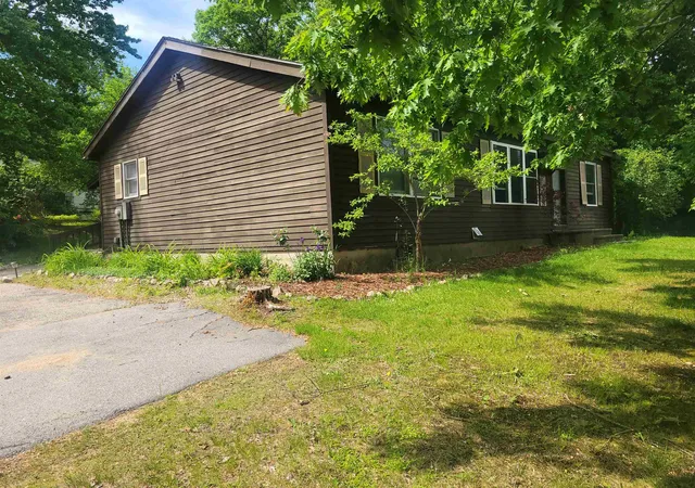 2nd image of 12 Chestnut Cir, Loudon, NH 03307 | MLS# 5105633