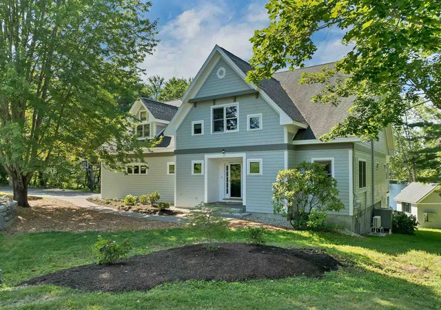 Photo 2 of Single family home for sale at 23 Crystal Shore Rd, Wolfeboro, NH 03894 | MLS# 5105637 | Listing updated on 2026-08-19