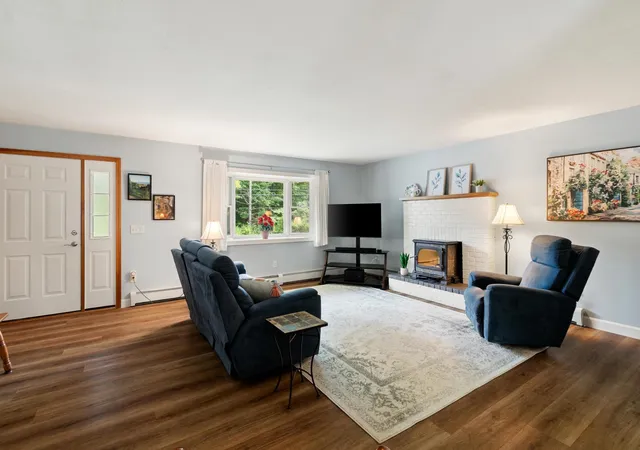 Photo 2 of Single family home for sale at 428 Clay Point Rd, Colchester, VT 05446 | MLS# 5105643 | Listing updated on 2026-09-08