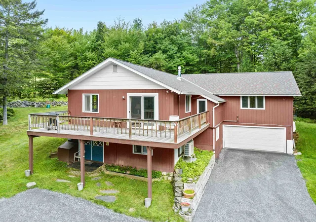 Single family home for sale at 213 Alpine Mdws, Stowe, VT 05672 | MLS# 5105644