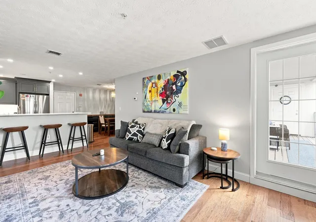 Photo 4 of Sale Pending at 96 River Rd #203, Manchester, NH 03104 | MLS# 5105645 | Listing updated on 2026-08-31