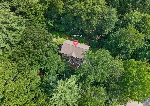 2nd image of 14 Holton Cir, Londonderry, NH 03053 | MLS# 5105648