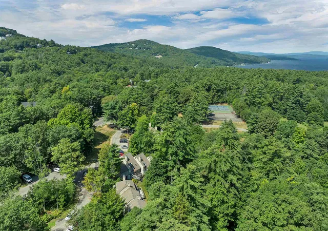 5th image of 2696 Lake Shore Rd #116, Gilford, NH 03249 | MLS# 5105664
