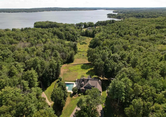 Photo 3 of Mansion for sale at 578 Bay Rd, Durham, NH 03824 | MLS# 5105665 | Listing updated on 2026-09-16