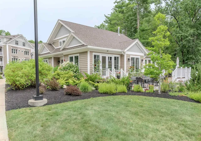 Photo 3 of Condo for sale at 7 Willey Creek Rd #206, Exeter, NH 03833 | MLS# 5105669 | Listing updated on 2026-10-02