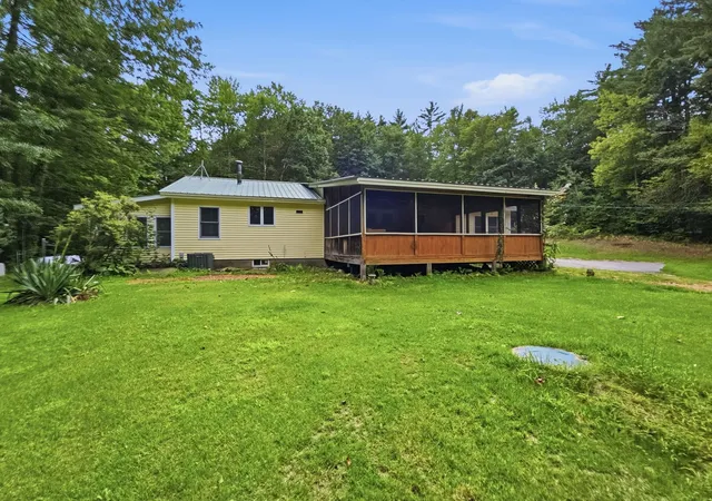 4th image of 10 Burt Hill Rd, Winchester, NH 03470 | MLS# 5105670