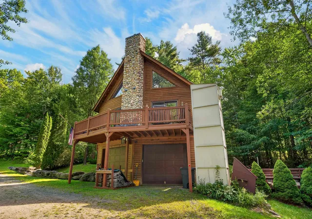 Photo 2 of Single family home for sale at 858 Sheldon Hill Rd, Wardsboro, VT 05355 | MLS# 5105705 | Listing updated on 2026-08-20