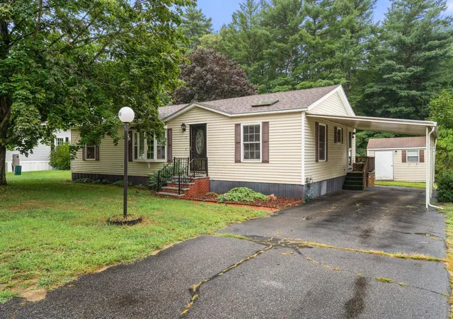 1st image of 11 Caribbean Ln, Rochester, NH 03867 | MLS# 5105708
