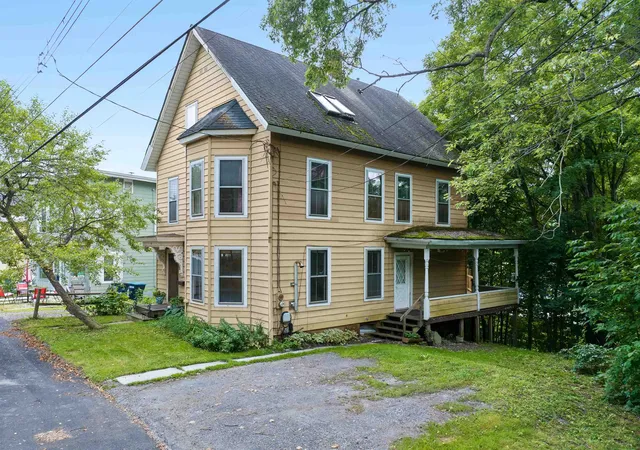 Photo 3 of Single family home for sale at 11 Foster St, Montpelier, VT 05602 | MLS# 5105720 | Listing updated on 2026-09-17