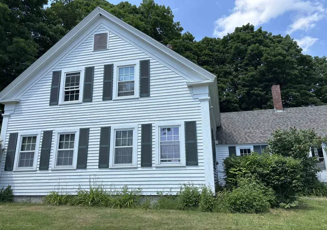 Photo 1 of Single family home for sale at 193 Pine Hill Rd, Nashua, NH 03063 | MLS# 5105735 | Listing updated on 2026-08-19