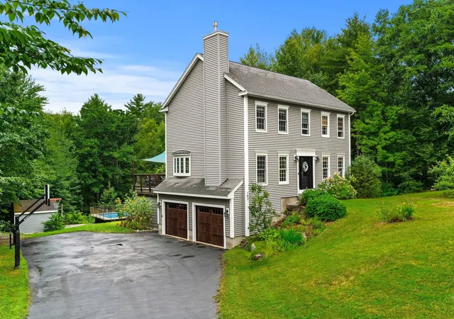 2nd image of 143 Ridgetop Ln, Henniker, NH 03242 | MLS# 5105746