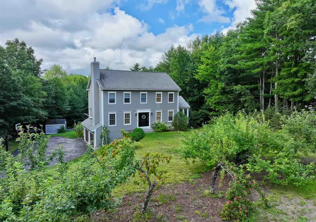 4th image of 143 Ridgetop Ln, Henniker, NH 03242 | MLS# 5105746