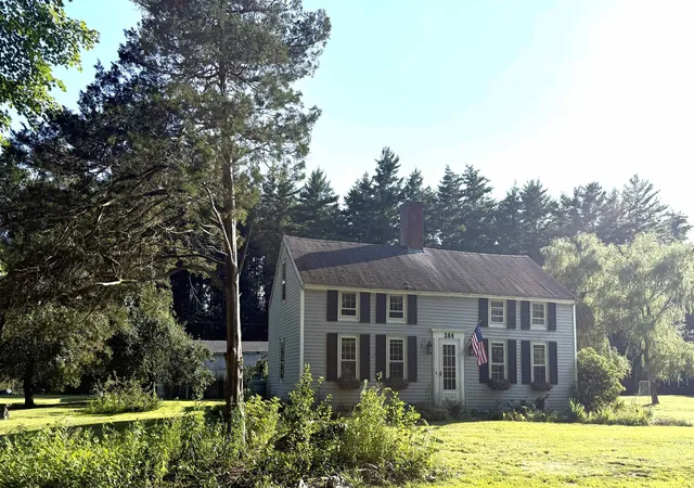 Photo 2 of Single family home for sale at 284 South Rd, Brentwood, NH 03833 | MLS# 5105756 | Listing updated on 2026-09-08