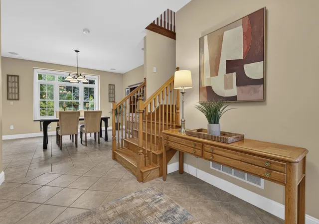 Photo 4 of Single family home for sale at 122 Island Pond Rd, Derry, NH 03038 | MLS# 5105758 | Listing updated on 2026-09-25