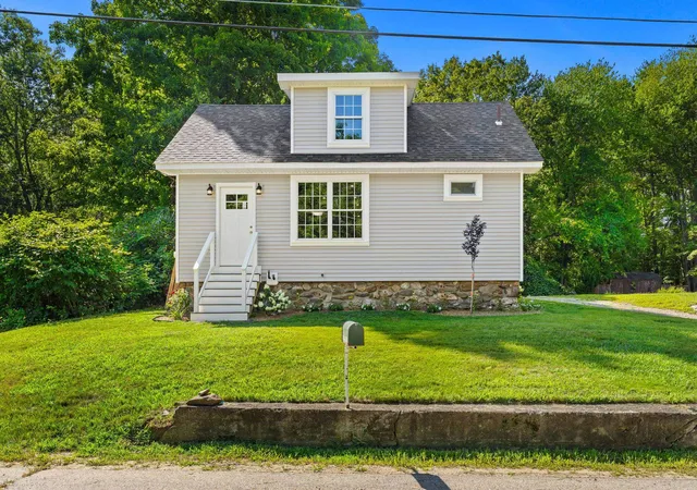 2nd image of 14 River Rd, Brentwood, NH 03833 | MLS# 5105764