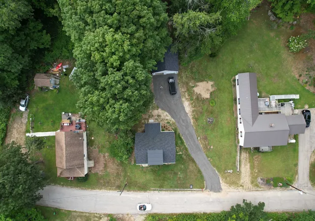 3rd image of 14 River Rd, Brentwood, NH 03833 | MLS# 5105764