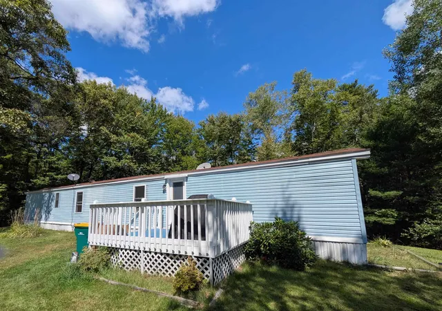 Photo 4 of Manufactured home for sale at 23 Valley Dr, Belmont, NH 03220 | MLS# 5105769 | Listing updated on 2026-10-09