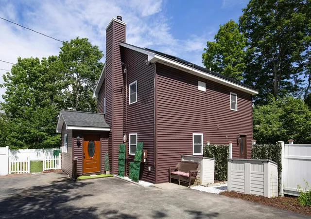 2nd image of 3 Laplante Rd, Lebanon, NH 03766 | MLS# 5105792