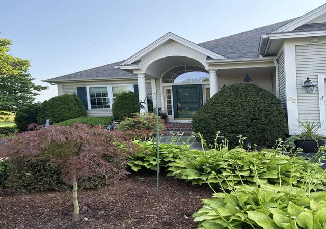 Photo 1 of Townhouse for sale at 32 Four Sisters Rd, South Burlington, VT 05403 | MLS# 5105793 | Listing updated on 2026-08-24