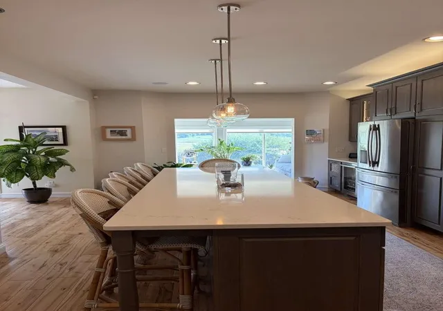 Photo 4 of Sale Pending at 32 Four Sisters Rd, South Burlington, VT 05403 | MLS# 5105793 | Listing updated on 2026-09-24