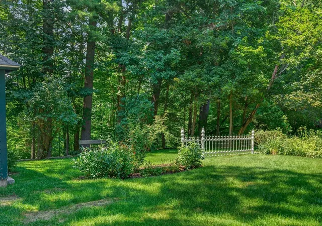Photo 2 of Single family home for sale at 61 Ormsbee Ave, Proctor, VT 05765 | MLS# 5105796 | Listing updated on 2026-09-03