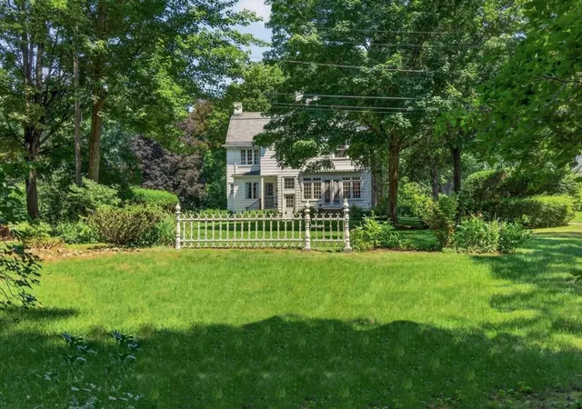 Photo 3 of Single family home for sale at 61 Ormsbee Ave, Proctor, VT 05765 | MLS# 5105796 | Listing updated on 2026-09-03