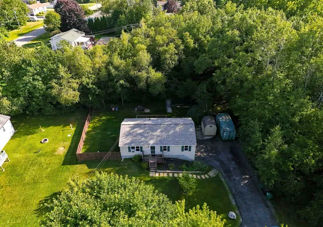 2nd image of 3 Rustic Ln, East Kingston, NH 03827 | MLS# 5105797