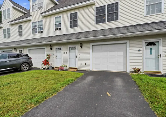 2nd image of 30 Pearson Wy, Epping, NH 03042 | MLS# 5105811