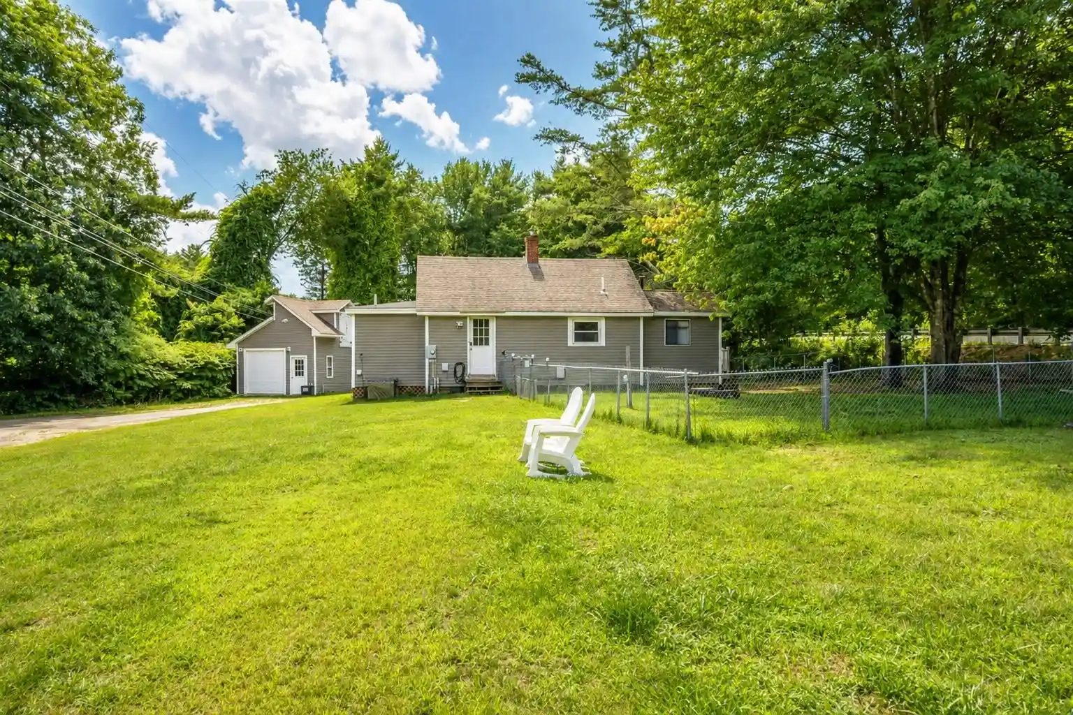 Photo 2 of Single family home for sale at 502 Concord Rd, Northfield, NH 03276 | MLS# 5105817 | Listing updated on 2026-10-28
