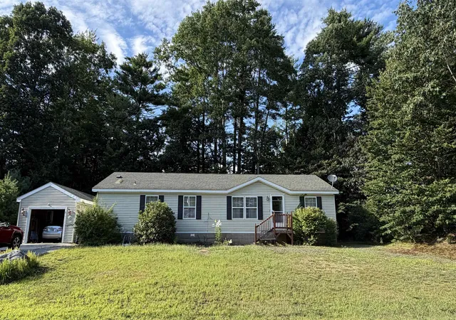 1st image of 31 Osprey Rd, Alton, NH 03809 | MLS# 5105819