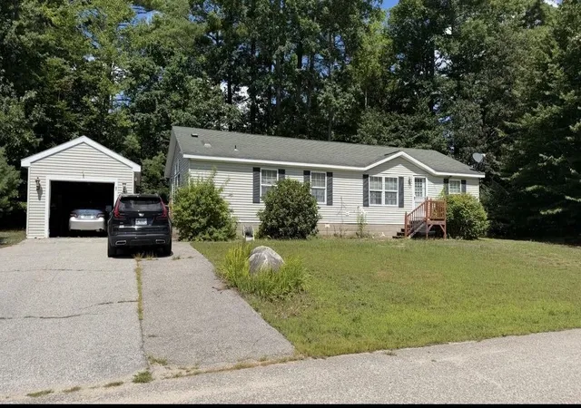 2nd image of 31 Osprey Rd, Alton, NH 03809 | MLS# 5105819