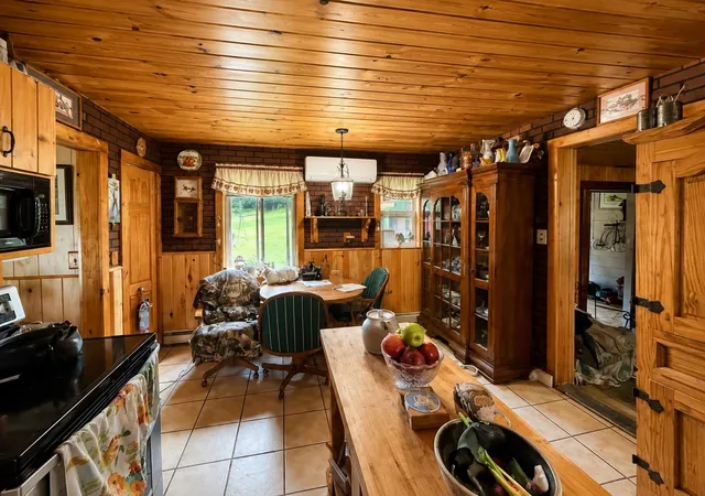 Photo 3 of Single family home for sale at 933 Milan Rd, Milan, NH 03588 | MLS# 5105834 | Listing updated on 2026-08-31