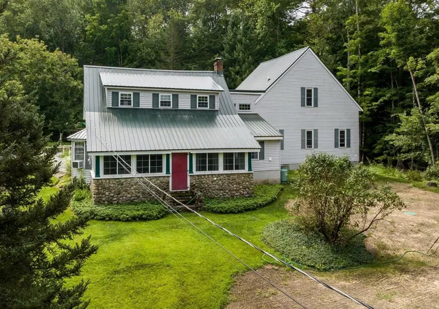 Photo 1 of Single family home for sale at 32 Flutter St, Nottingham, NH 03290 | MLS# 5105842 | Listing updated on 2026-08-27