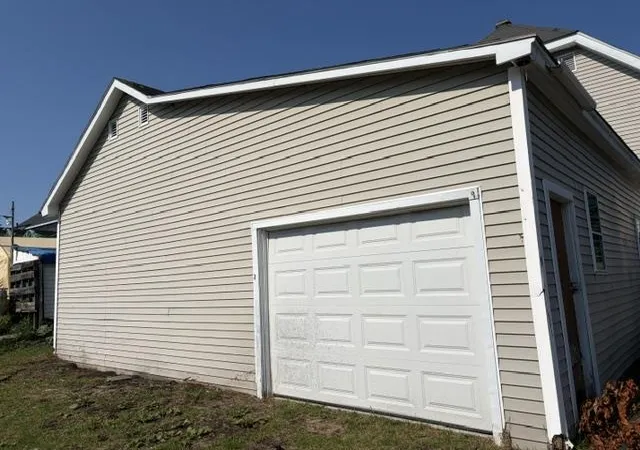 Photo 4 of Single family home for sale at 23 Glen Ave, Berlin, NH 03570 | MLS# 5105844 | Listing updated on 2026-09-11